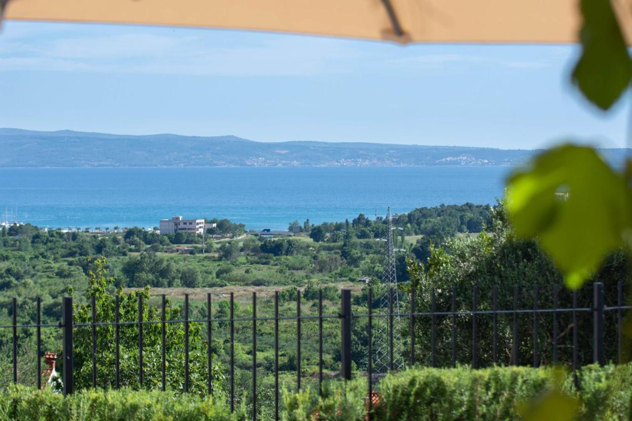 Villa Mater - Luxuriously Equipped Villa With A 15M Long Swimming Pool Žrnovnica Eksteriør bilde